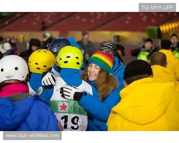 如何欣赏和借鉴历届世界杯宣传海报中的视觉设计与品牌塑造技巧